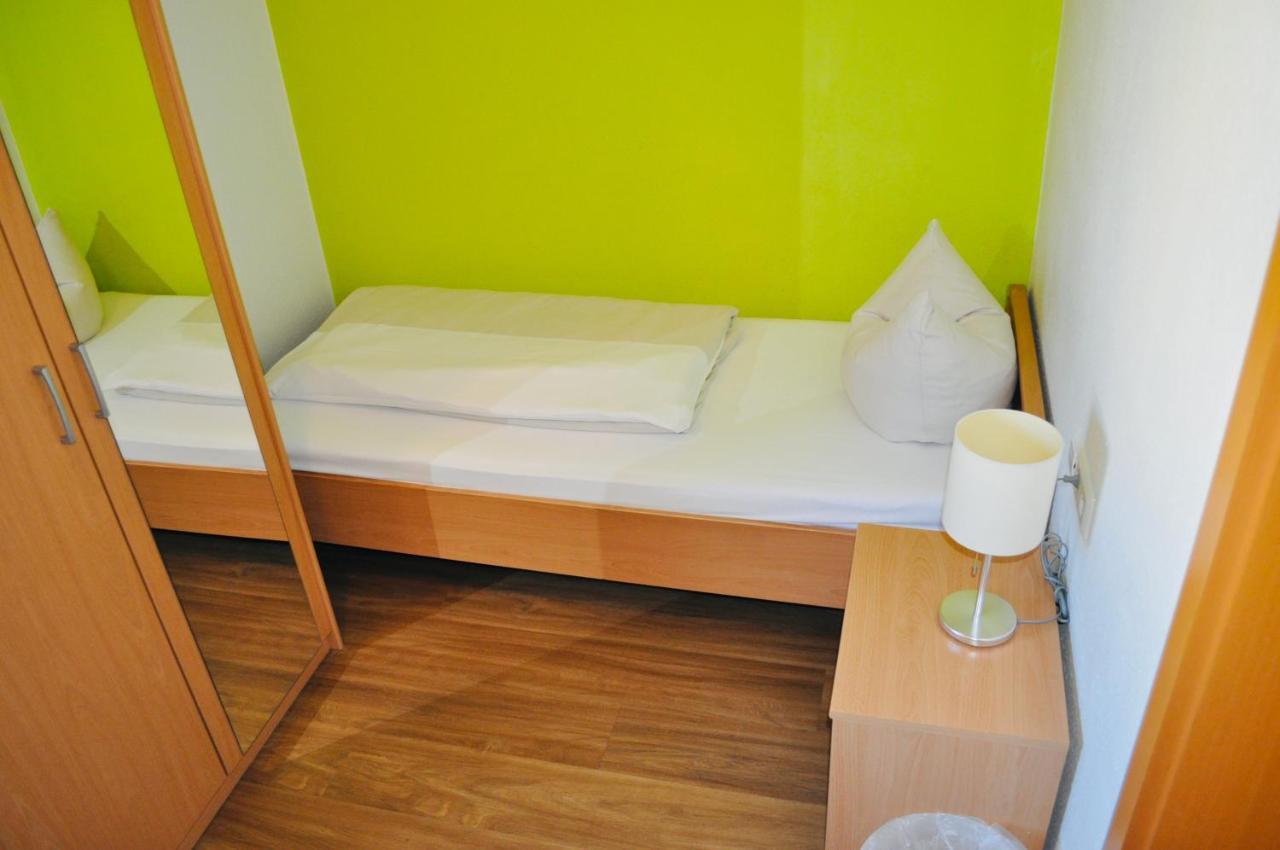 Hotel Discovery Stuttgart Ngoại thất bức ảnh