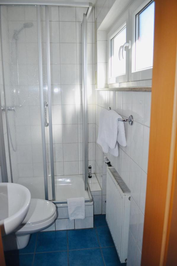 Hotel Discovery Stuttgart Ngoại thất bức ảnh