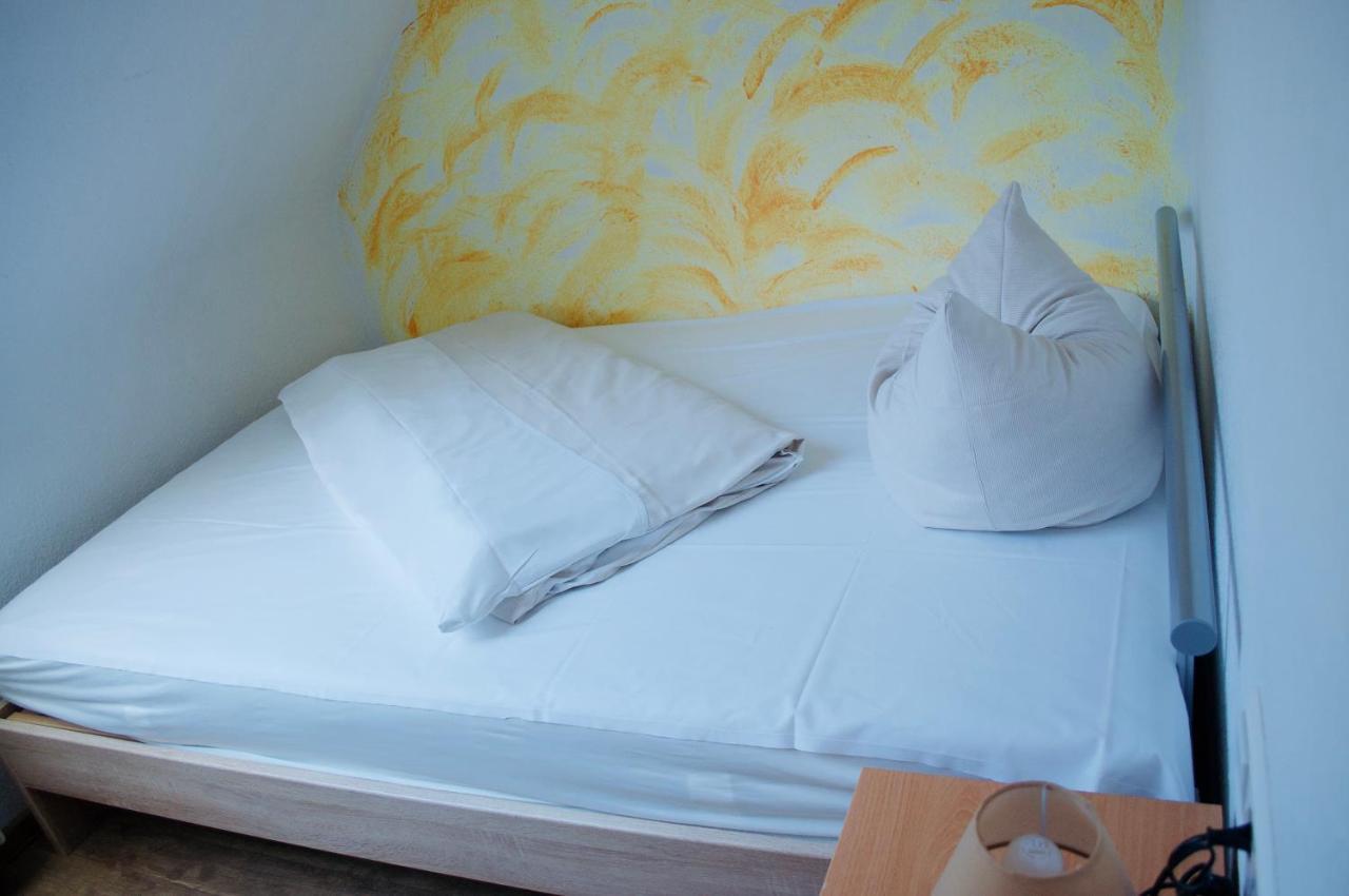 Hotel Discovery Stuttgart Ngoại thất bức ảnh